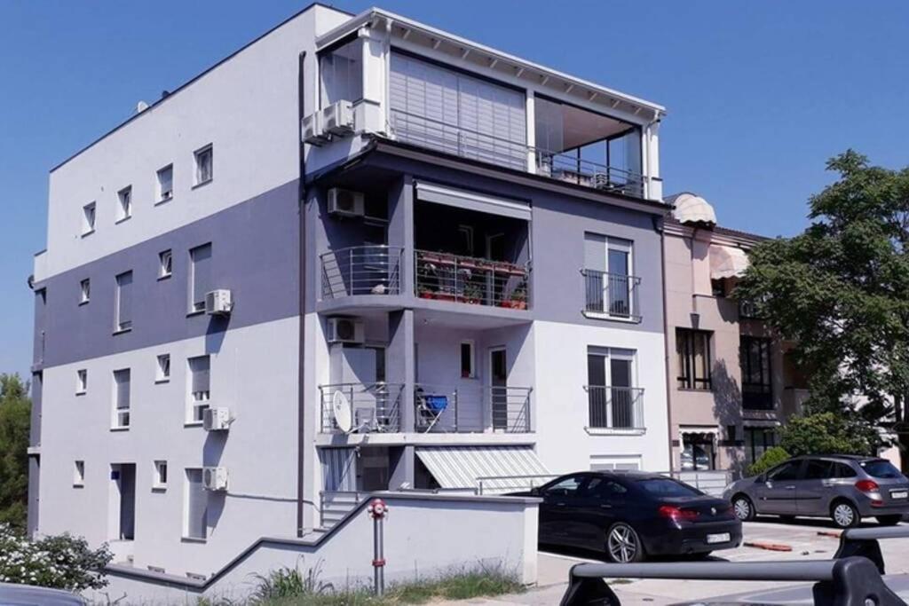 Apartman Franko - Uz Parking Pula Luaran gambar