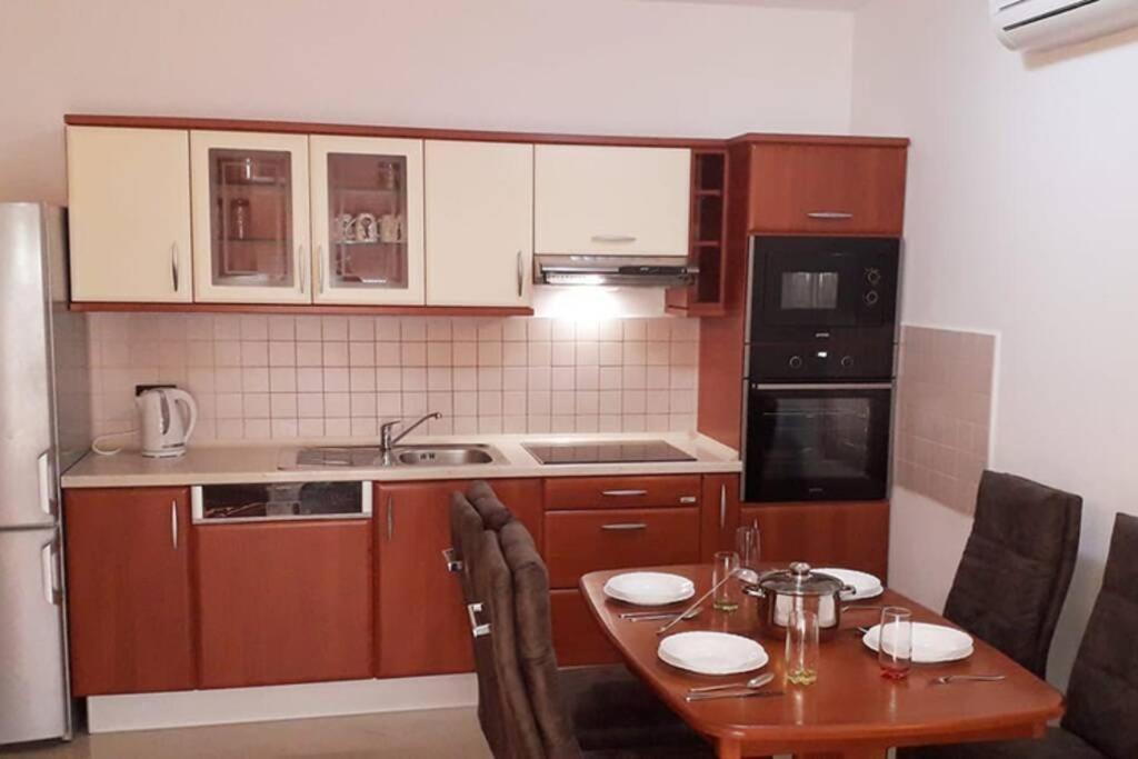 Apartman Franko - Uz Parking Pula Luaran gambar